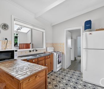 Open the door to effortless coastal living - Photo 3