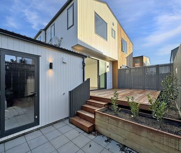 Welcome to townhouse 4 in Toi Toi Waterloo - Photo 4