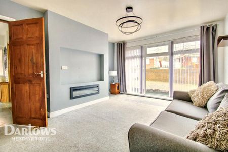 3 bedroom terraced house to rent - Photo 2