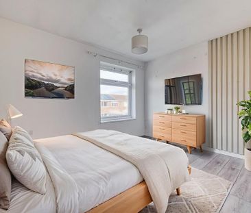 2 bedroom semi-detached house to rent - Photo 2