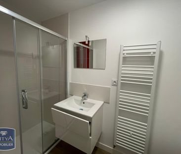 Location Appartement 1 pièce 22m² CHANGE 53810 - Photo 6