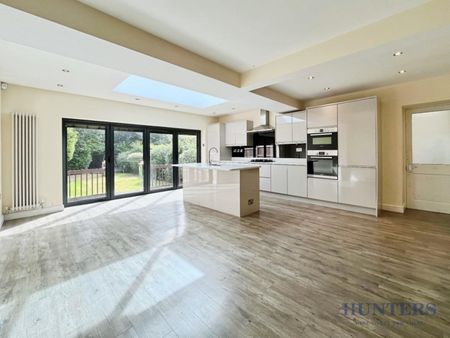 3 bedroom House To Let - Photo 4