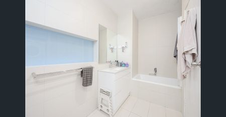 Split-Level Space & Style Steps to The Park - Photo 4