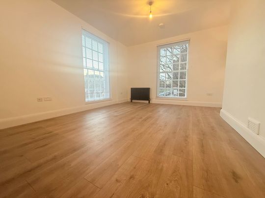 Howardsgate, Welwyn Garden City - Photo 1