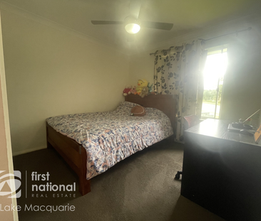 2 Sandfield Street, Cameron Park NSW 2285 - House For Rent | Domain - Photo 1