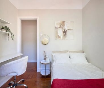 Rua da Palmeira, Lisbon, Lisbon 1200-219 - Photo 6