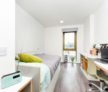 1 bedroom in a flat share to rent - Photo 6