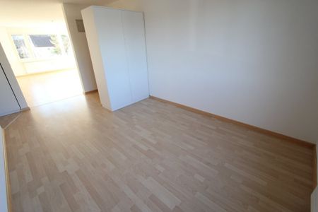 Grosszügige Wohnung an ruhiger Lage! - Foto 2