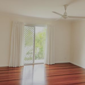 8 Williams Street, Redcliffe QLD, Belconnen - Photo 2