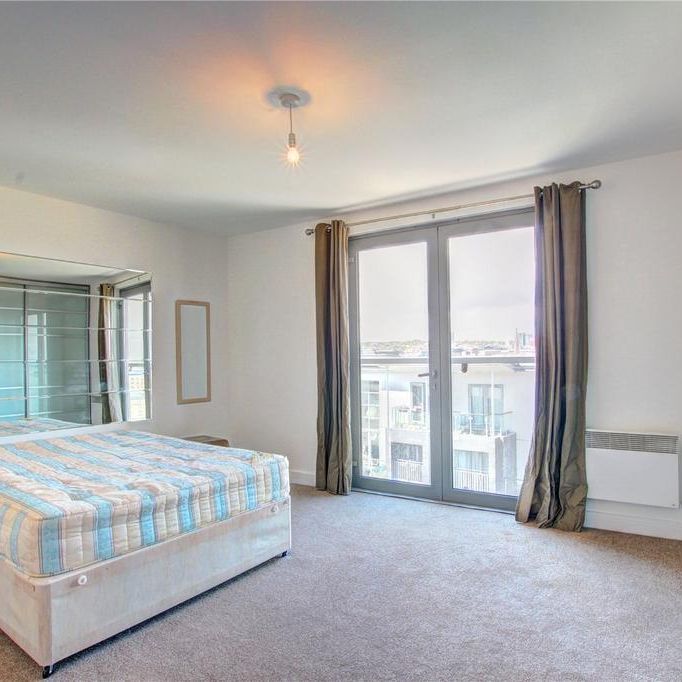 2 bedroom penthouse to rent - Photo 1