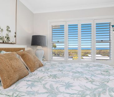 Stunning Hamptons Style Home - Photo 6