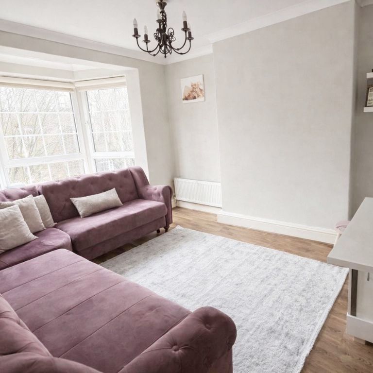 2 Bed Flat, Beechwood House, E2 - Photo 1