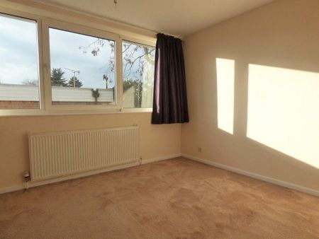 3 bedroom terraced house to rent - Photo 4