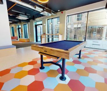 Bronze Studio - Photo 1