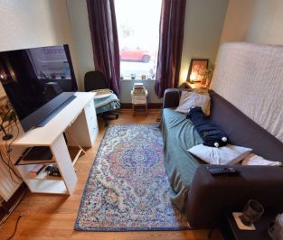 2 bedroom Flat in Harold Grove, Leeds - Photo 4