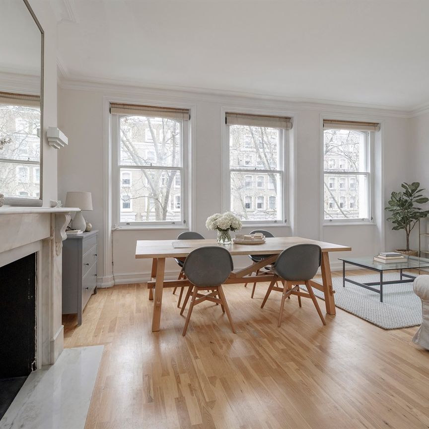 Beaufort Gardens, SW3 - Photo 1