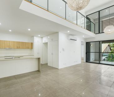 TWO WEEKS RENT FREE! Perfectly Positioned Prestige Apartment - Photo 1