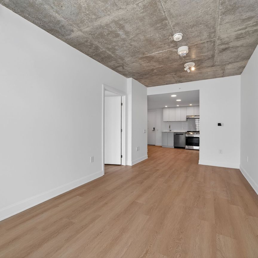 For Lease - 1360 Carling Avenue Unit# 1803, Carlington - Central Park, Ontario - Photo 1