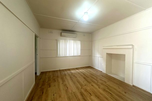 RENOVATED THREE BEDROOM HOUSE - Photo 1