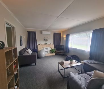 Walk To Town Or Beach - Mt Maunganui - Photo 2