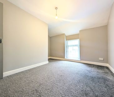 Sion Street, Pontypridd - Photo 4