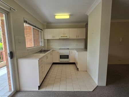 Ground Floor Two Bedroom Unit - Photo 2