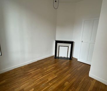 A DEUX PAS DE LA BASILIQUE TYPE 3 DANS IMMEUBLE ART DECO - Photo 6