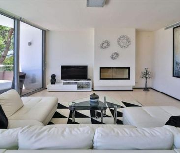 5 room luxury Villa for rent in Marbella, Andalusia - Photo 4