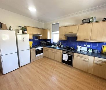 Haddon Avenue (Room 6), Burley, Leeds - Photo 6