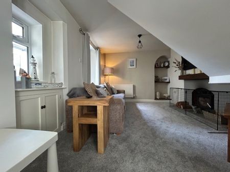 3 bed end of terrace house to rent in Daimonds Lane, Teignmouth, TQ14 - Photo 4