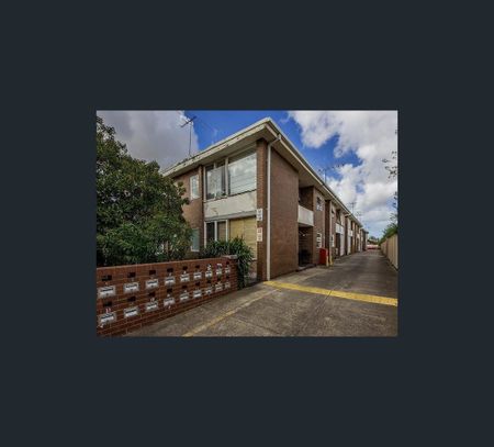 21 23 King Edward Avenue, Albion, Vic 3020 - Photo 3