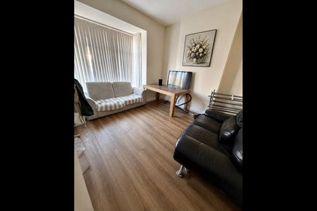 Room in a Shared House, Minstead Road, B24 - Photo 4