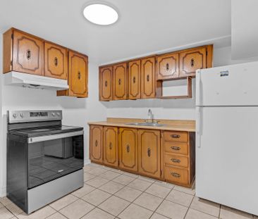 For Lease - 4354 Waterford Crescent Unit# Bsmt, Mississauga, Ontario - Photo 2
