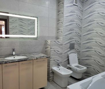 Apartament 3 camere de inchiriat Isaran, Tractorul - Fotografie 6