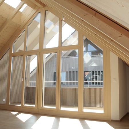 Attraktive 2.5-Zimmer Dachwohnung mit Loggia - Photo 3