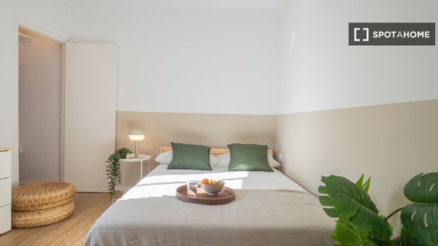 barcelona, Catalonia 08004 - Photo 1