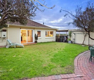 WATER VIEWS | PREMIUM BAYSIDE LOCATION! - Photo 6