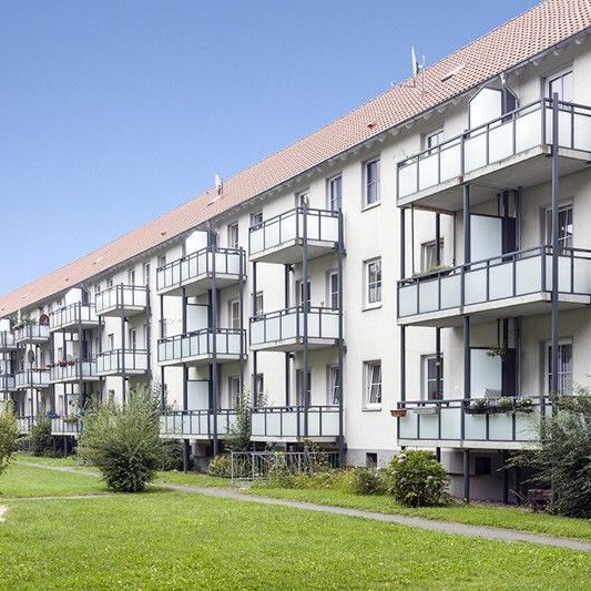 Schicke 2,5-Zimmer-Wohnung mit Tageslichtbad und Balkon - Photo 1