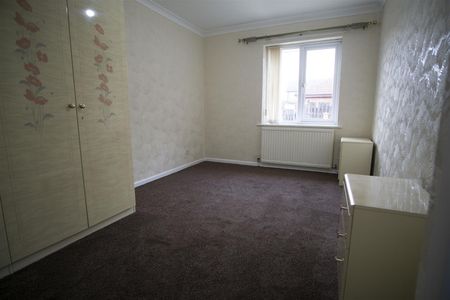 2 Beds Bungalow to Let on Cliffe Court, Preston - Photo 3