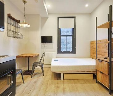 Studio to rent - Photo 2