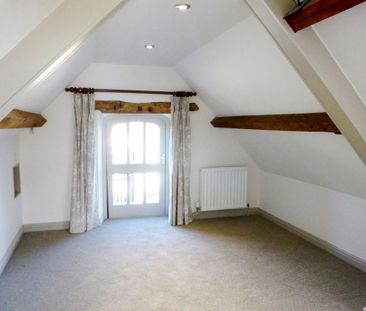 3 bedroom semi-detached house to rent - Photo 6