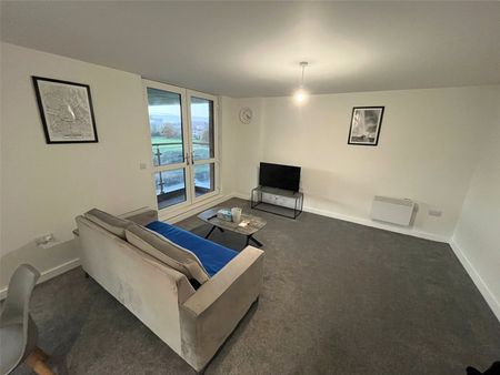 2 bedroom Flat To Rent - Photo 2