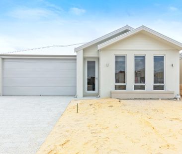 Brand new coastal beauty - Photo 1