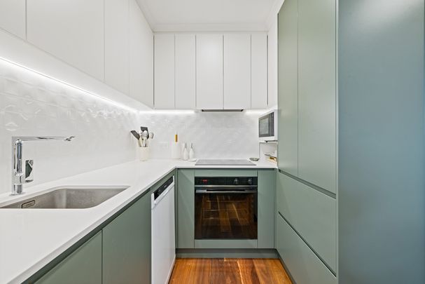 One bedroom in The Avenue! - Photo 1