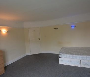 3 bedroom house to rent - Photo 3