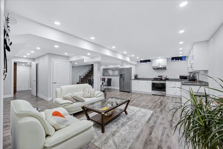 For Lease - 363 Otton Road Unit# Basement Apartment, Newmarket, Ontario - Photo 5