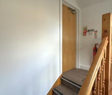 17 A Bridge Street, Lisburn, BT28 1XZ - Photo 2