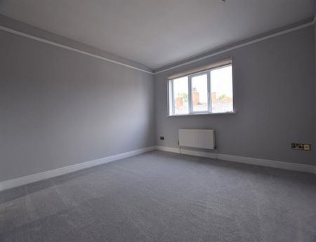 3 Bedroom Terraced To Let - Photo 3