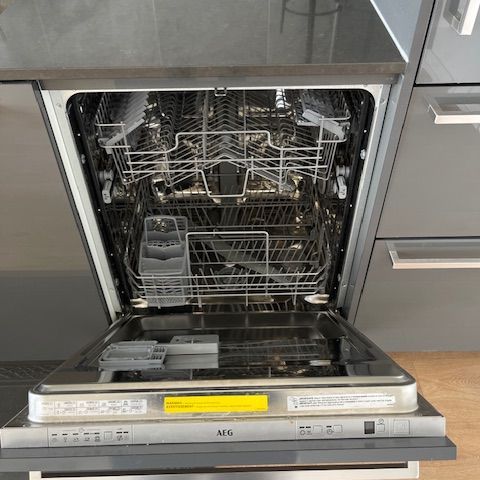 For Lease - 117 Mcmahon Drive Unit# 3001, Toronto, Ontario - Photo 1