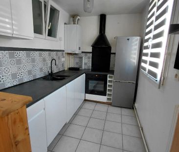 Location Appartement 3 pièces 63m² - Photo 4